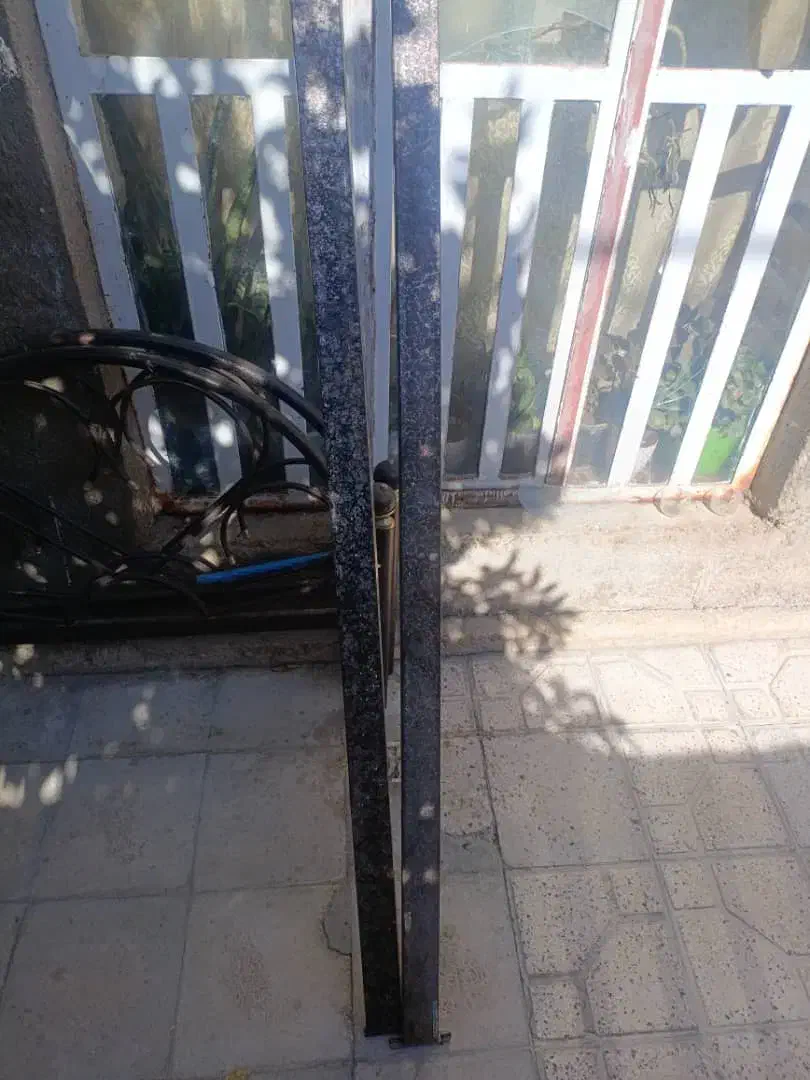 تخت آهنی|تخت و سرویس خواب|شیراز, سهلآباد|دیوار