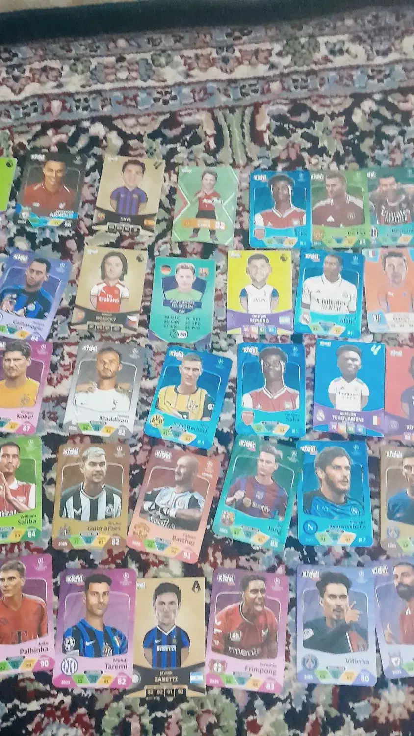 کیمدی|اسباب‌‌بازی|بم, |دیوار