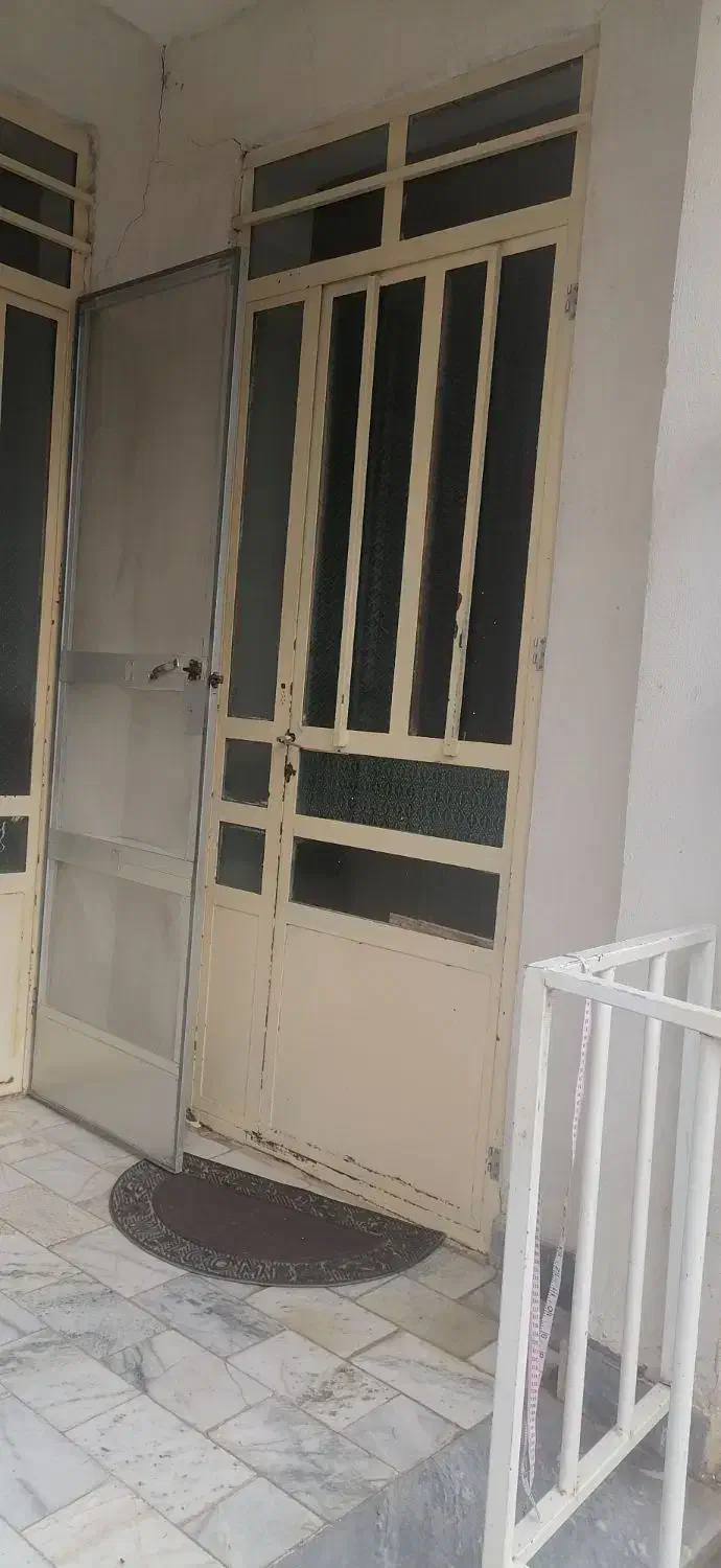 سه عدد درب آهنی|مصالح و تجهیزات ساختمان|تاتار علیا, |دیوار