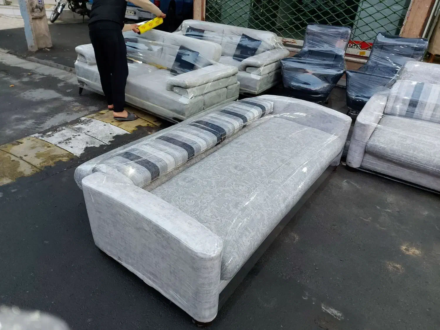 مبل راحتی تخت خواب شو هشت نفره مناسب جهیزیه|مبلمان خانگی و میز عسلی|کرج, شیخ آباد|دیوار