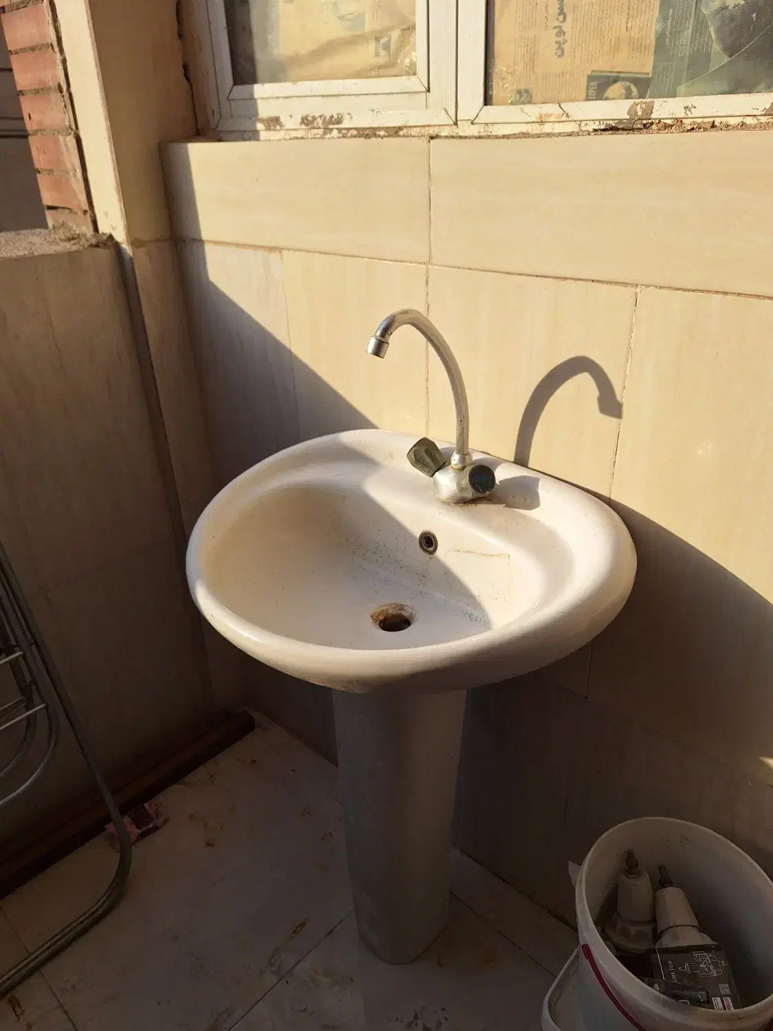 روشویی با شیرآلات|لوازم سرویس بهداشتی|بندر ماهشهر, |دیوار