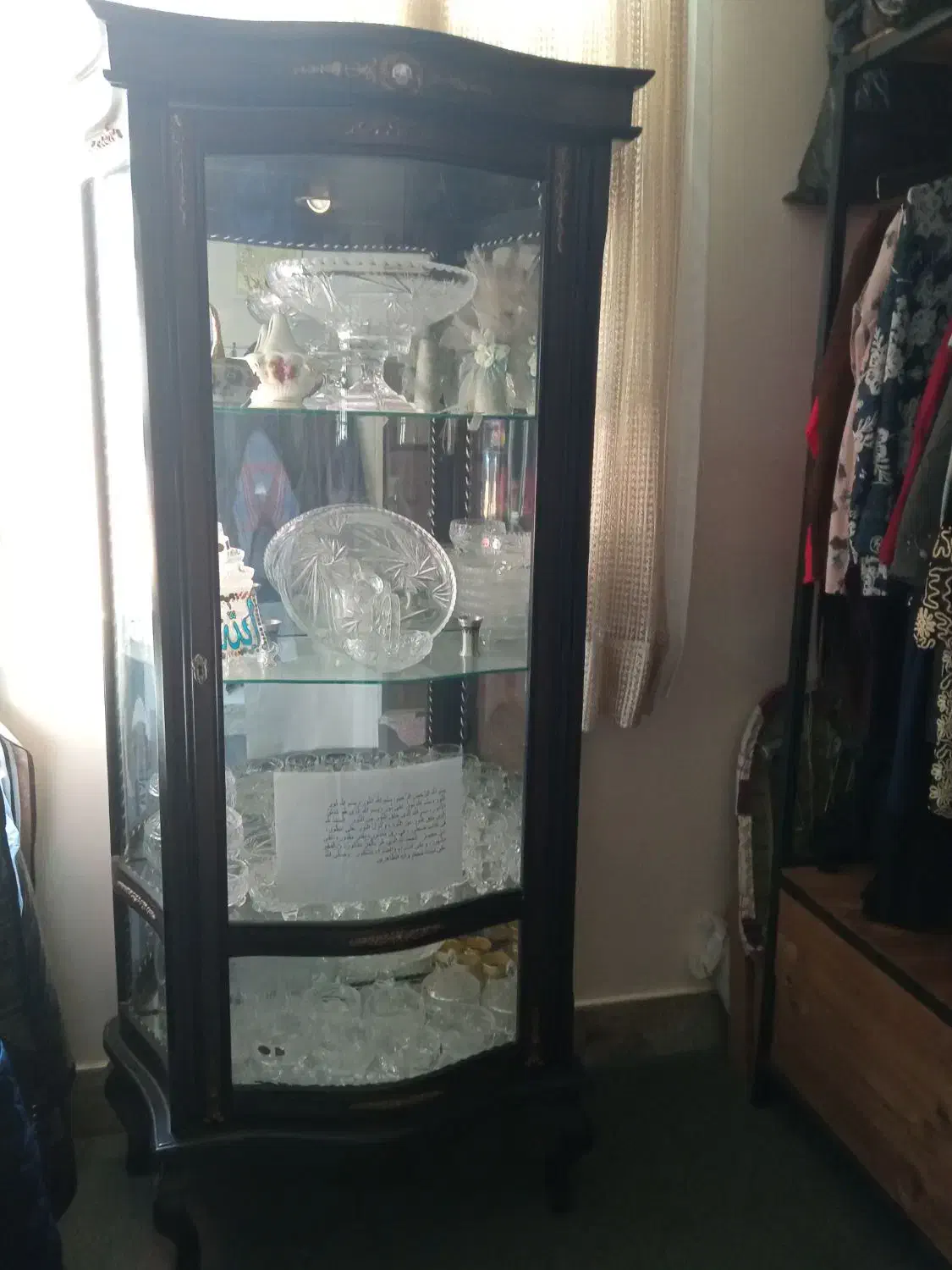 بوفه کم کارکرد در حد نو|بوفه، ویترین، کنسول|تهران, شهمیرزادی|دیوار