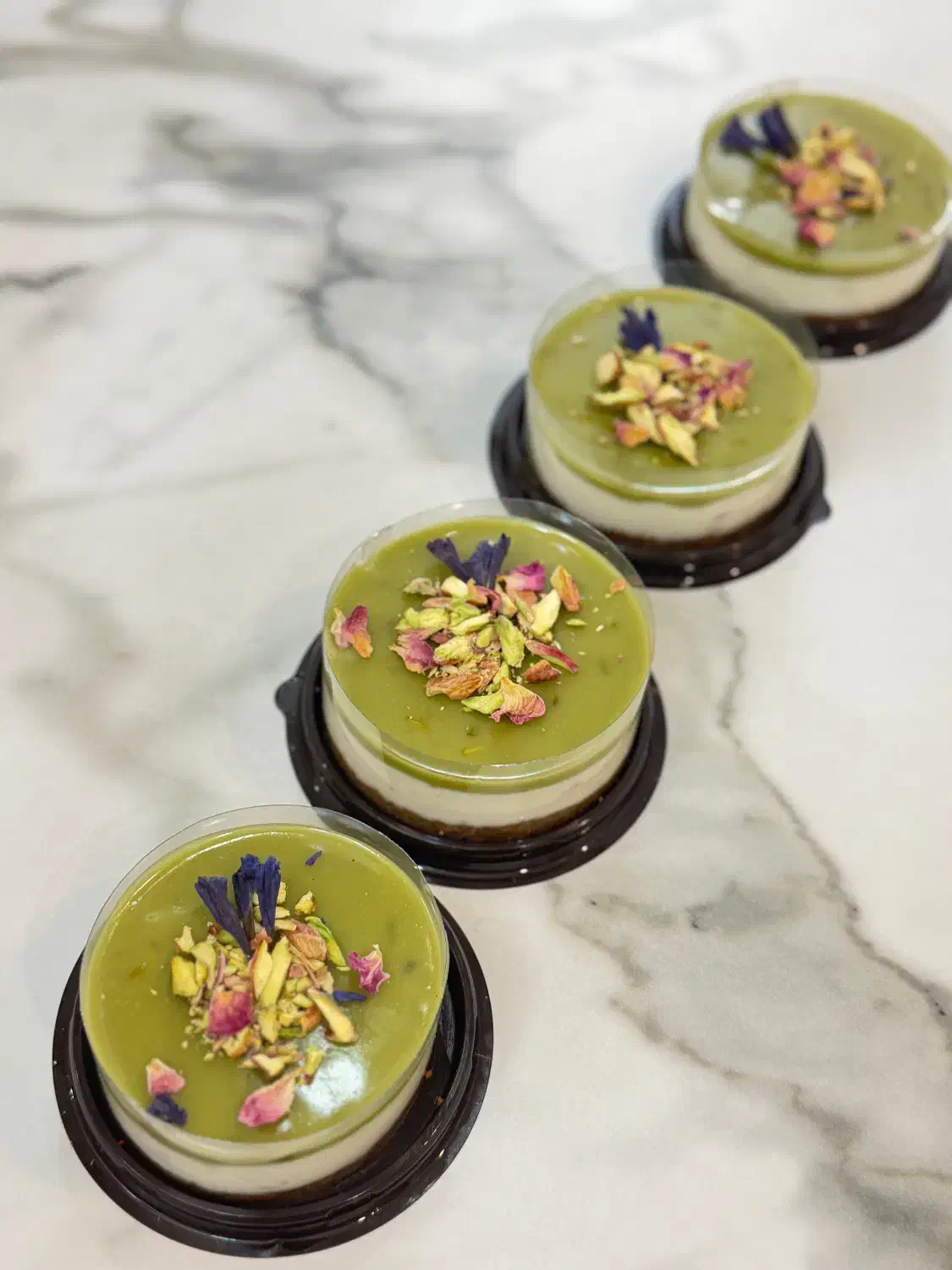 چیز کیک و کوکی و بیسکوکیک و فینگرفود|خدمات پذیرایی، مراسم|تهران, گلستان (شهرک راه آهن)|دیوار