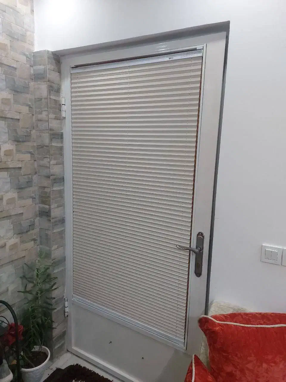 انواع پرده پارچه‌ای و زبرا|پرده، رانر، رومیزی|گناباد, |دیوار