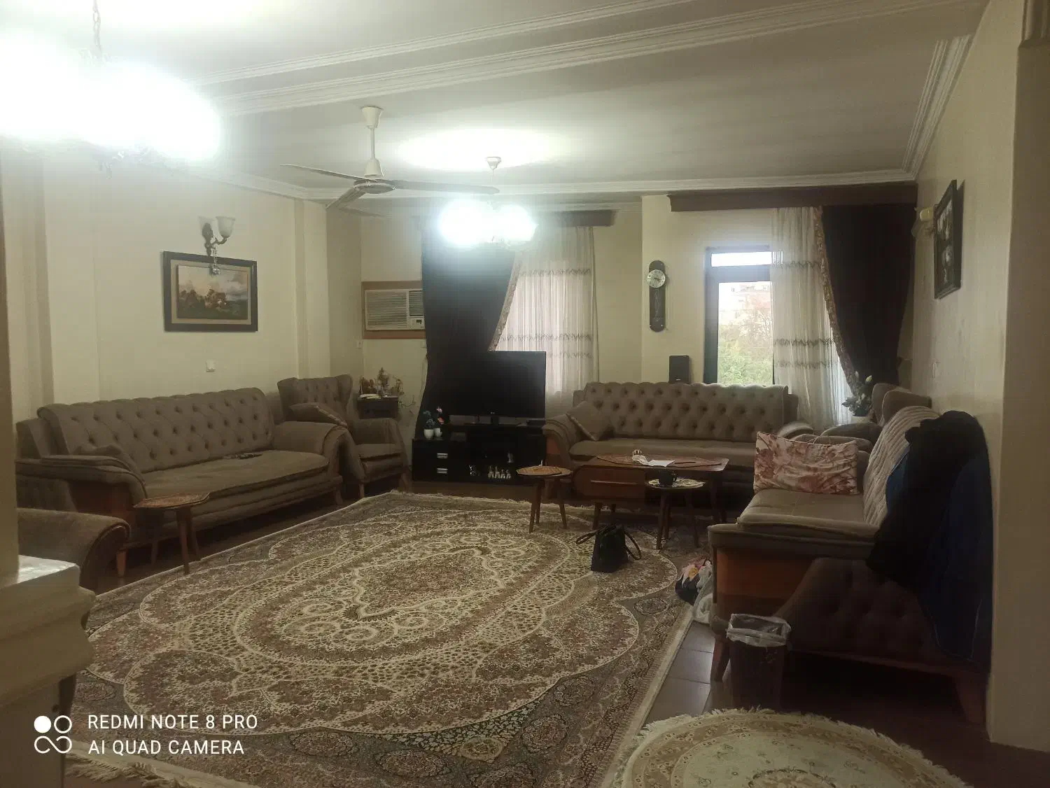 اجاره ساختمان مسکونی روبروی میدان|اجارهٔ مغازه و غرفه|نور, |دیوار