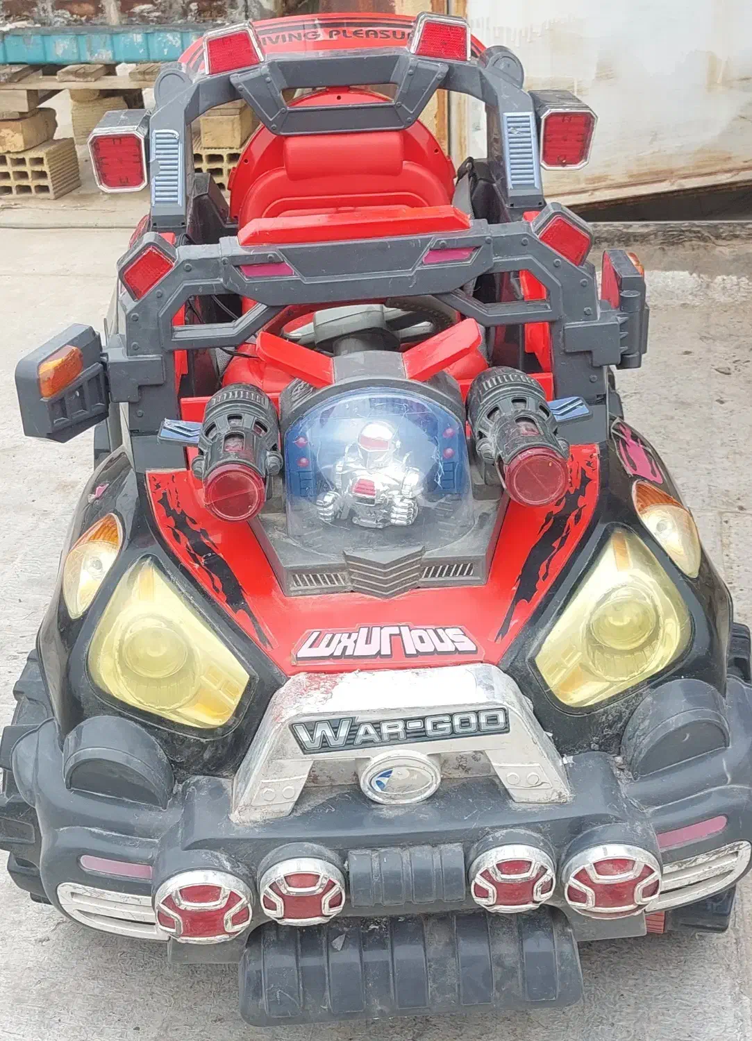 ماشین شارژی در حد نو|اسباب‌بازی بچه|کاشان, صنعت|دیوار