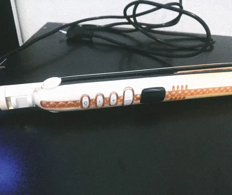 اتو مو با کیفیت|آرایشی، بهداشتی، درمانی|بروجرد, |دیوار