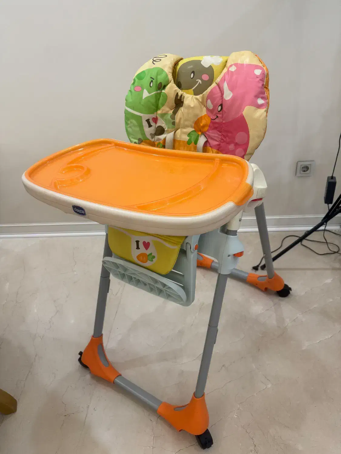 صندلی غذا کودک مارک چیکو|اسباب و اثاث بچه|تهران, شهرک غرب|دیوار