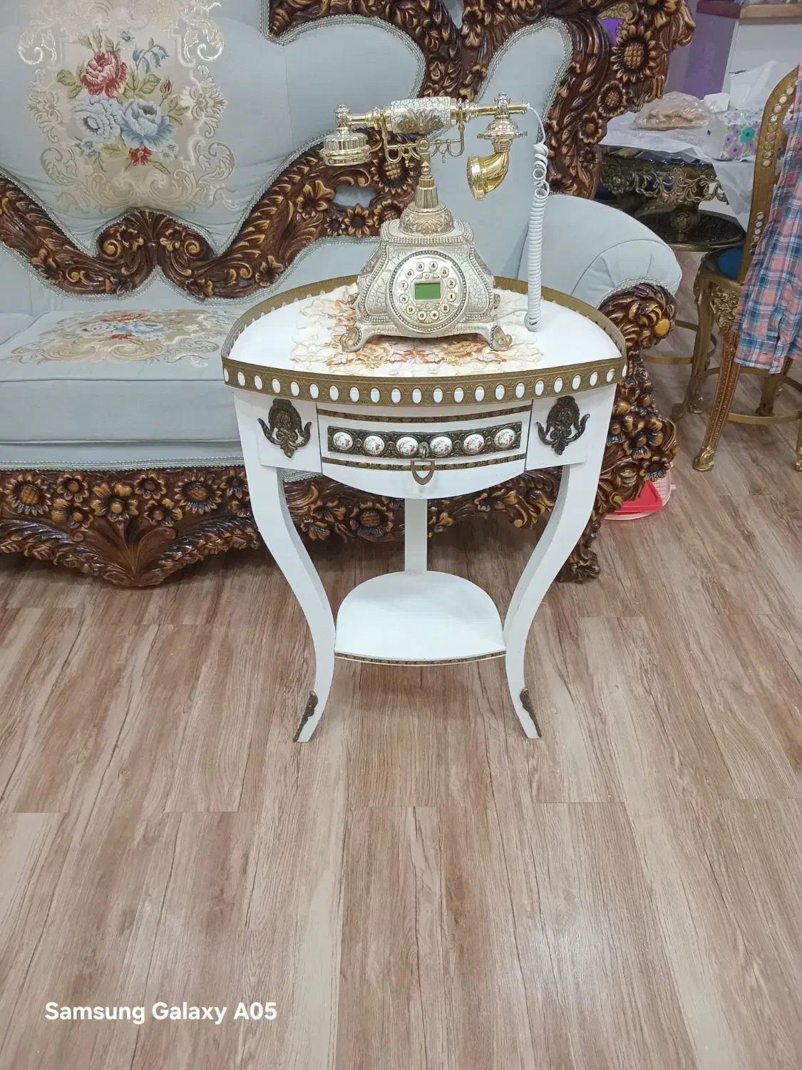 میز تلفن و تلفن سلطنتی|میز تلفن|ساری, |دیوار