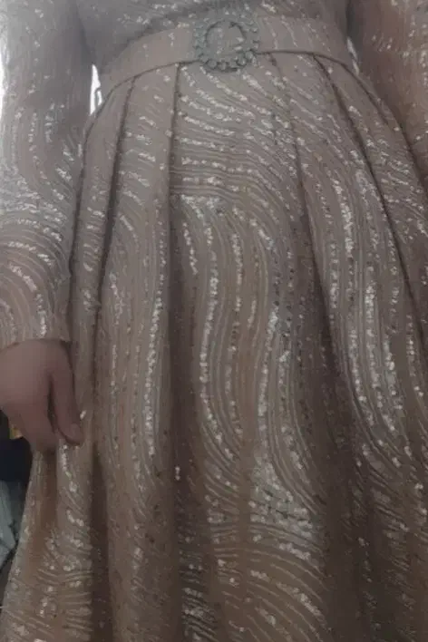 پیراهن مجلسی|لباس|خرمآباد, |دیوار