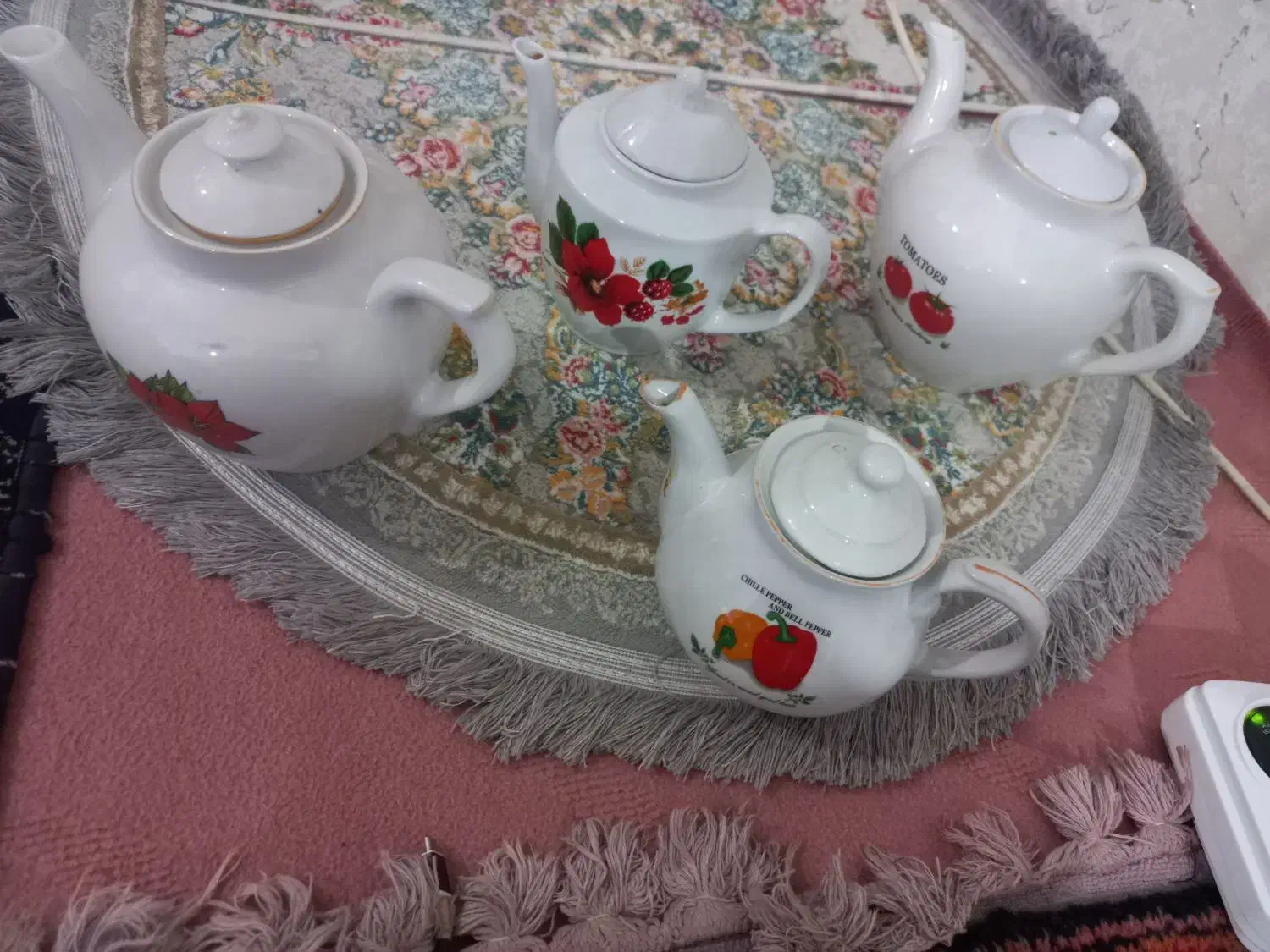 4عدد قوری سالم نو هر کدوم با قیمت مناسب|سماور، چایساز، قهوهساز|اردبیل, |دیوار