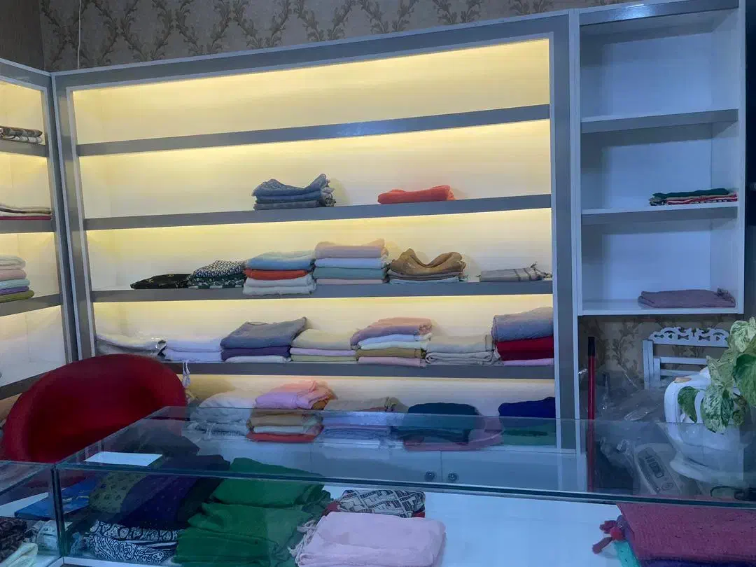 دکور فروشگاه پوشاک|فروشگاه و مغازه|کاشمر, |دیوار