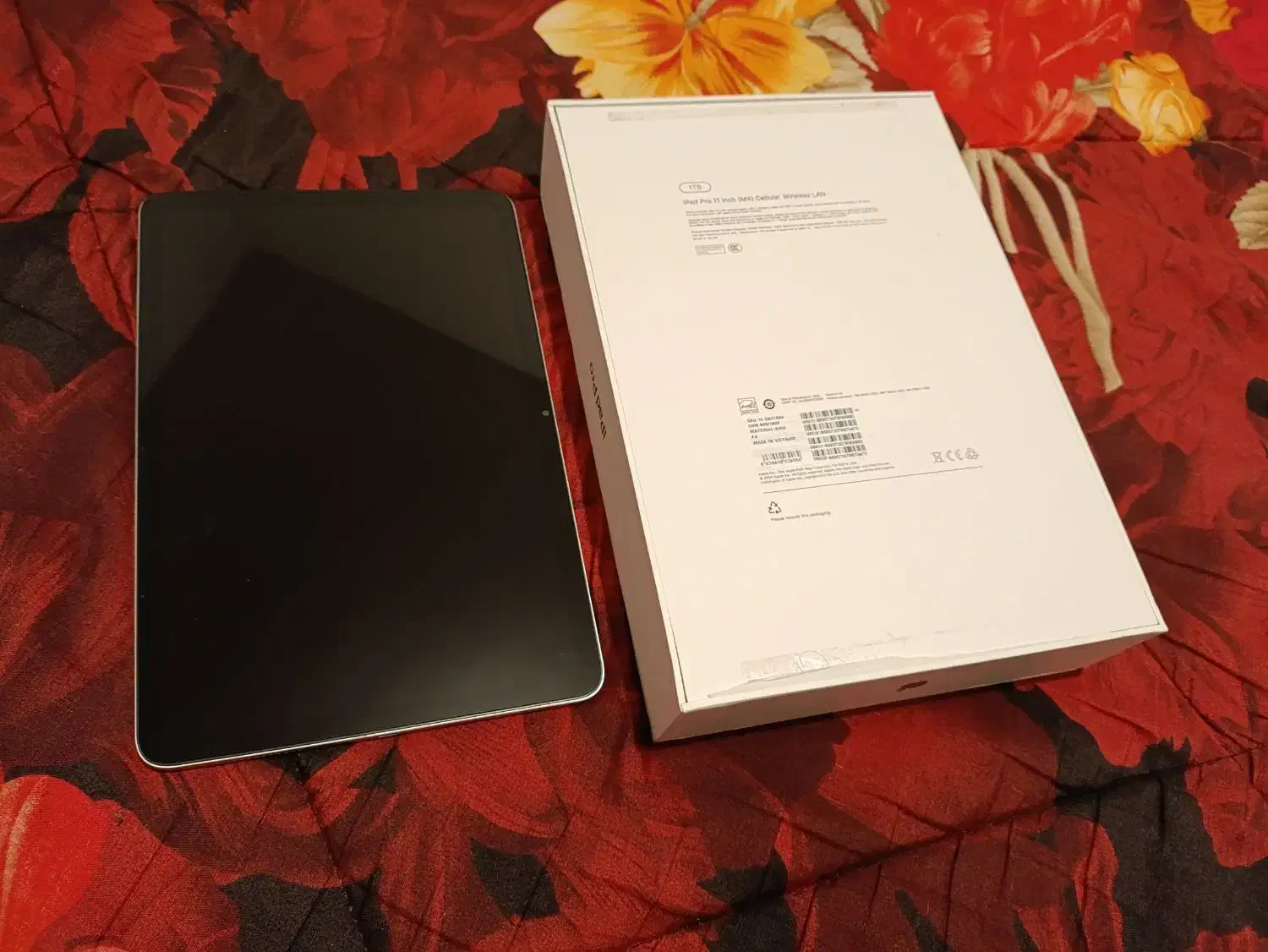 iPad Pro Apple|تبلت|پرند, فاز ۶|دیوار