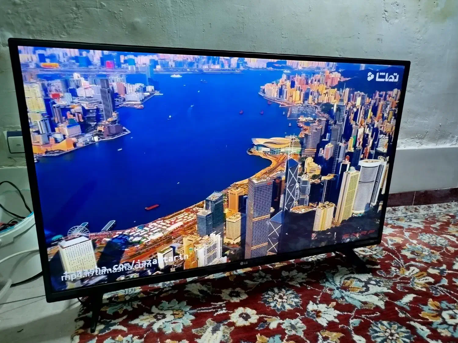 ال ای دی ال جی ۳۲ اینچ|تلویزیون و پروژکتور|قم, شهرک امام حسین|دیوار