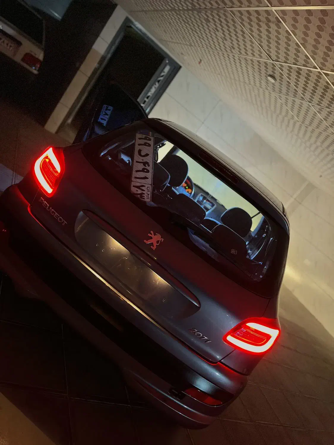 پژو207|خودرو سواری و وانت|شیراز, دباغ خانه|دیوار