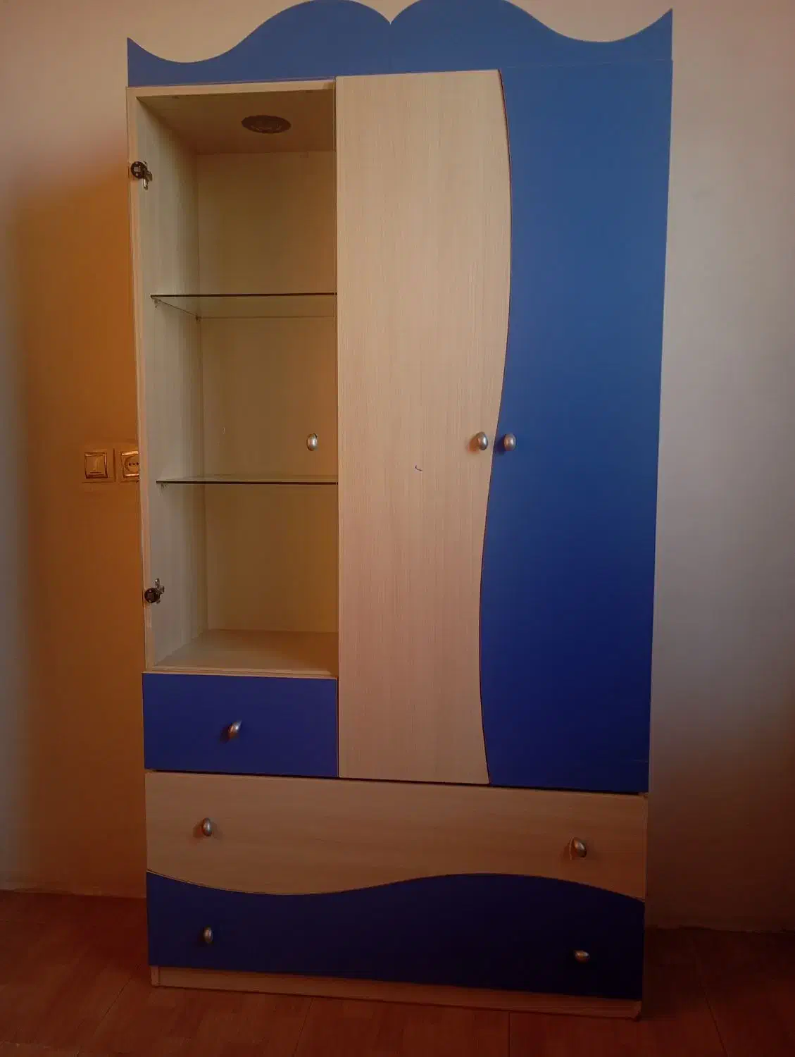 ویترین و کمد نوزاد|اسباب و اثاث بچه|تاکستان, |دیوار