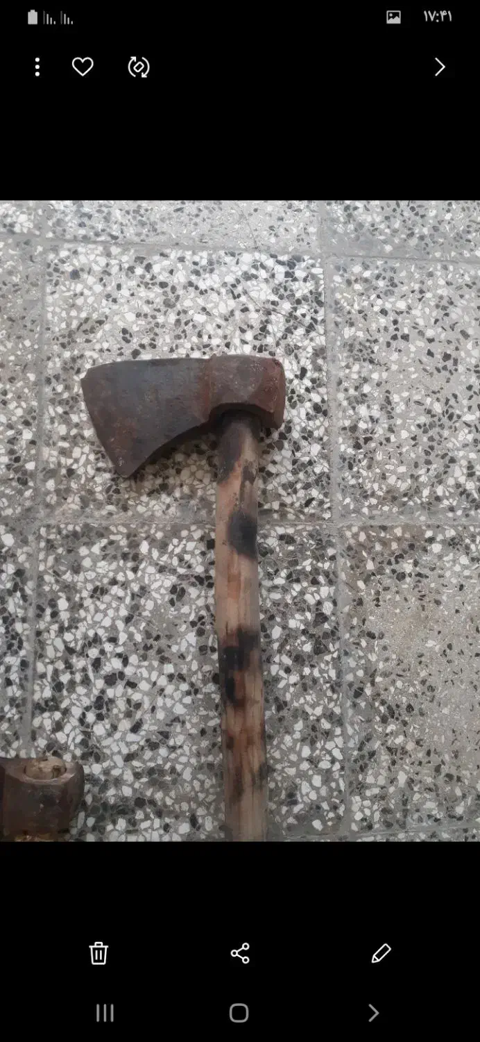 تعدادی تبر وچاقو|کوهنوردی و کمپینگ|گرگان, |دیوار