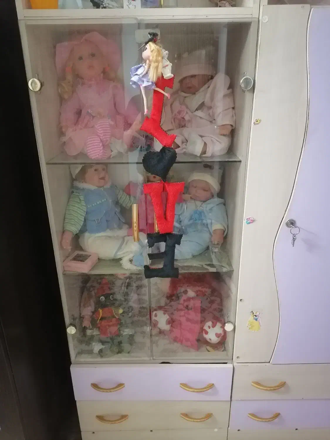 کمد ویترین|اسباب و اثاث بچه|قم, پردیسان|دیوار