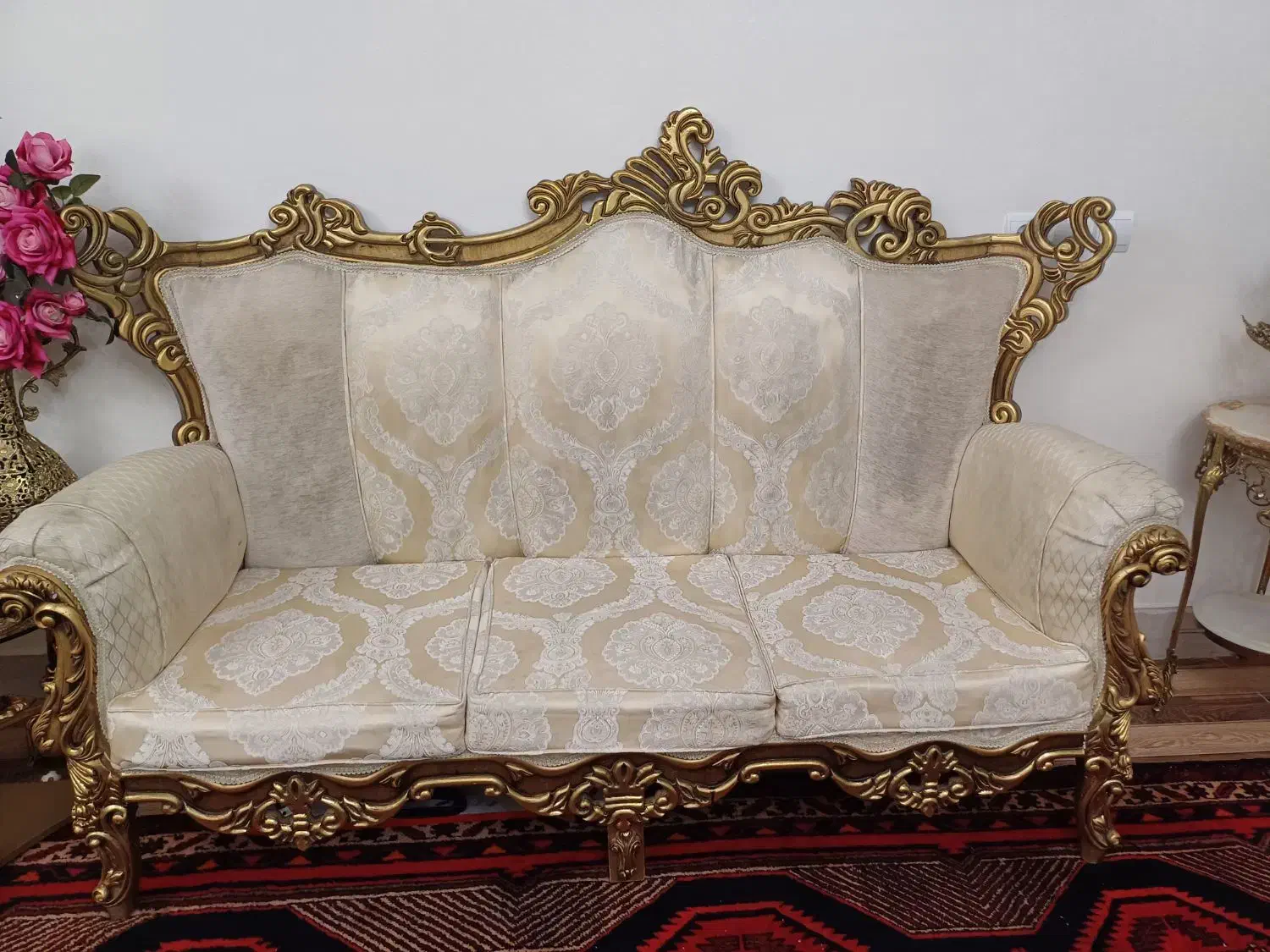 مبل ۷نفره|مبلمان خانگی و میز عسلی|میانه, |دیوار