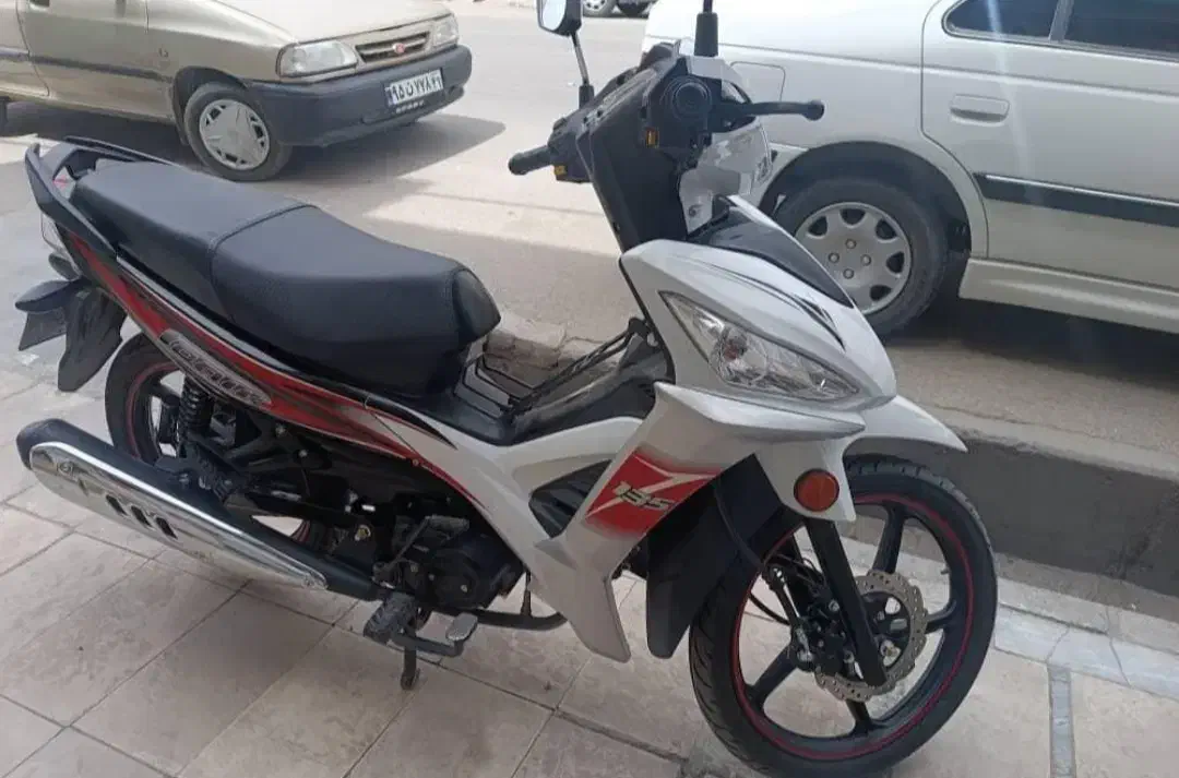 موتور ویو پانیک در حد|موتورسیکلت|بروجرد, |دیوار