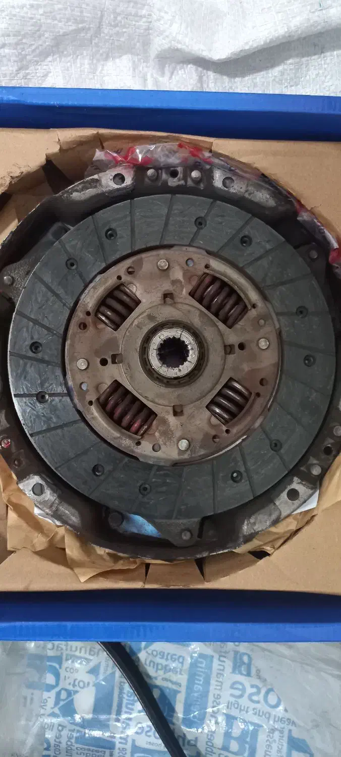 دیسک و صفحه زانتیا 2000 چراغ استپ رو صندوق|قطعات یدکی و لوازم جانبی|مشهد, رده|دیوار