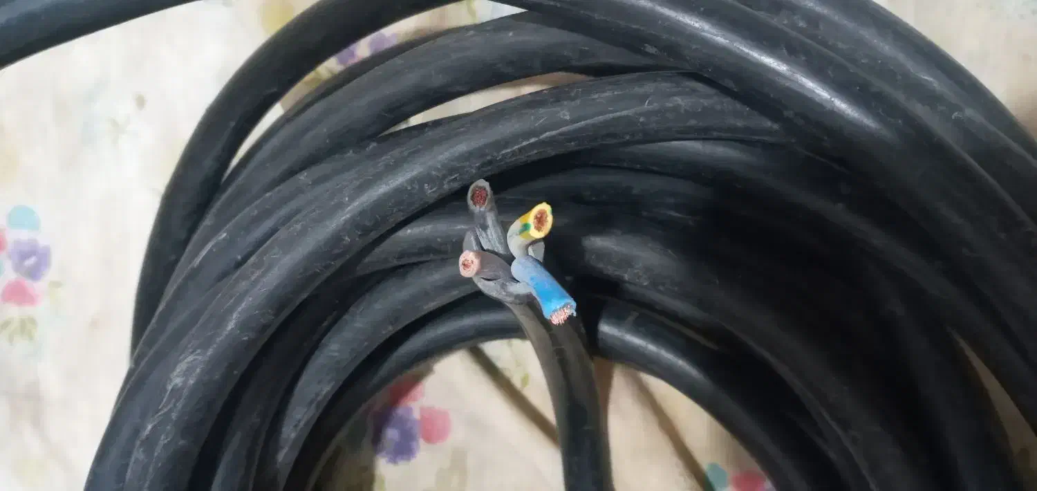 کابل برق|ابزارآلات|چهارباغ, |دیوار