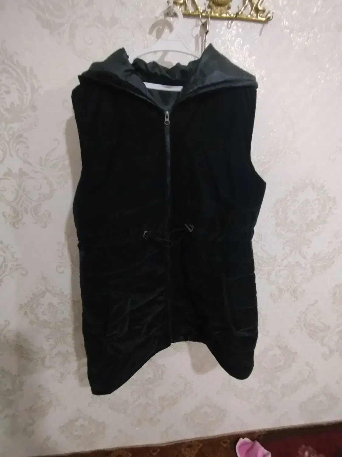 پافرزنانه|لباس|عجب شیر, |دیوار