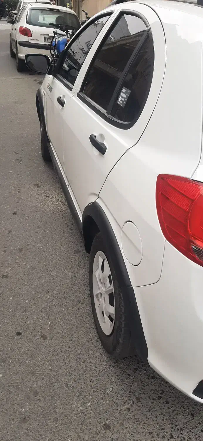 کوییک|خودرو سواری و وانت|قم, تولید دارو و یخچال|دیوار