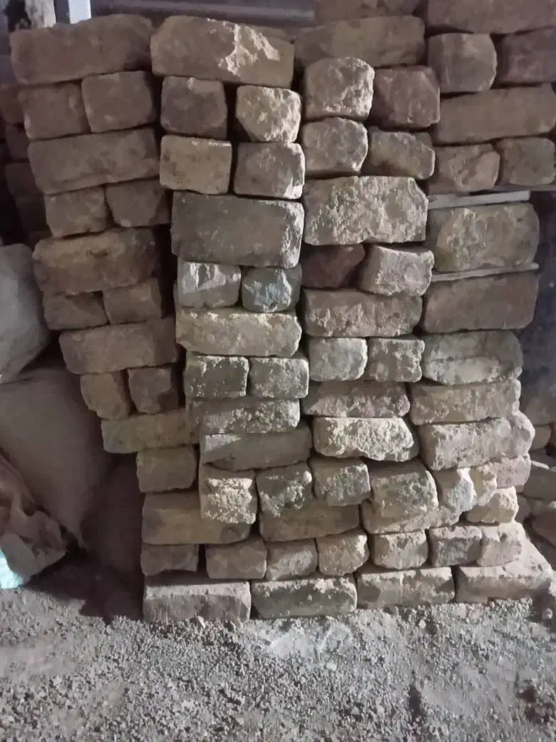 آجر  تنی  و درب انباری|مصالح و تجهیزات ساختمان|ساوه, |دیوار