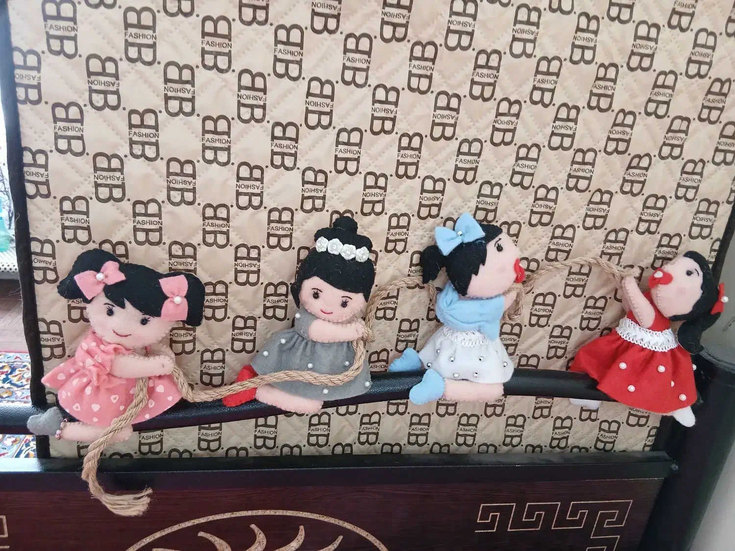 عروسک|اسباببازی بچه|شهرکرد, |دیوار