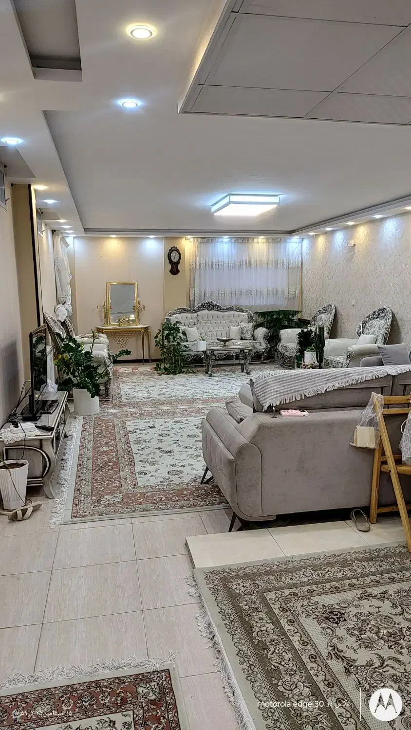 فروش یا رهن آپارتمان تک واحدی در آزادگان|فروش آپارتمان|شیراز, آزادگان|دیوار