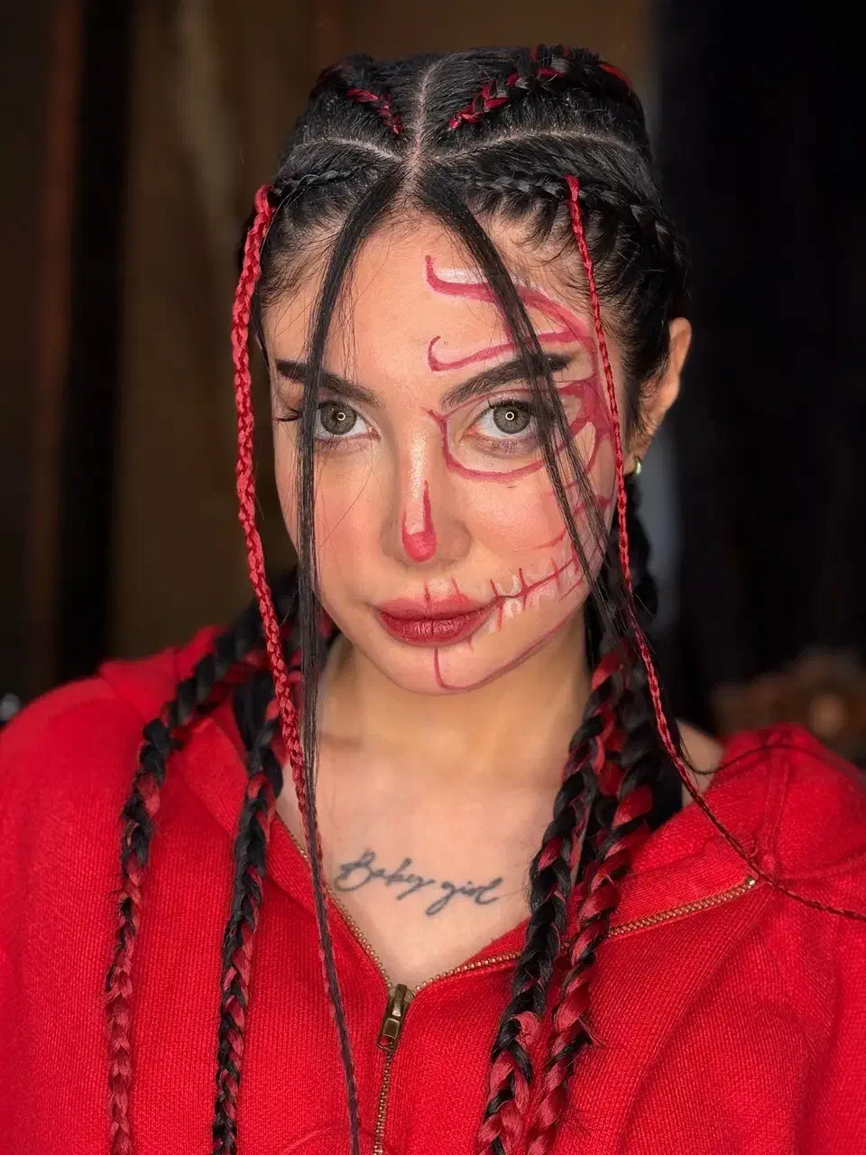 بافت مو|خدمات آرایشگری و زیبایی|اصفهان, خواجه عمید|دیوار