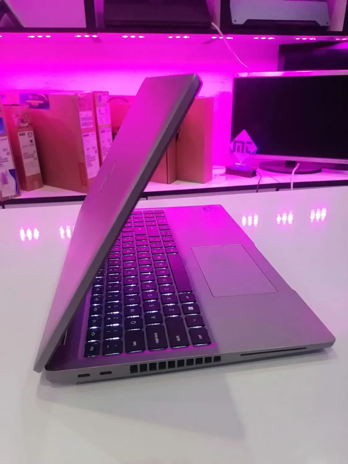 لپ تاپ دل نسل 11 با 16 گیگ رم و 512 گیگ هاردssd|رایانه همراه|یزد, |دیوار