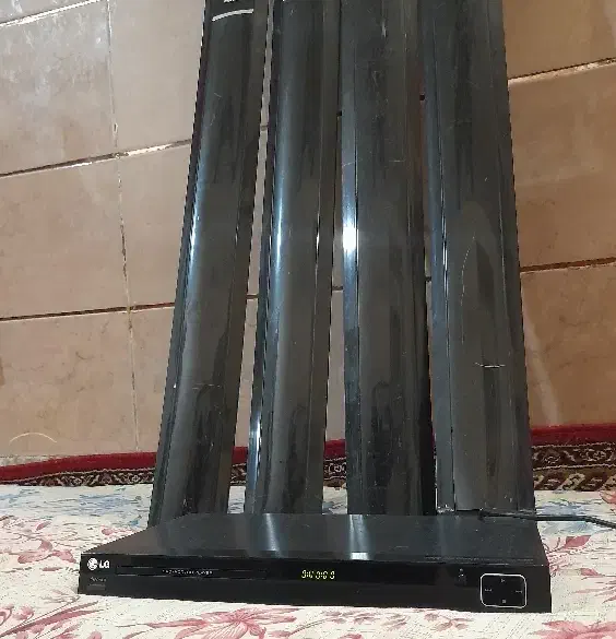 دستگاه سیدیDVD وچهار عدد باند مارشال سینما خانواده|پخشکننده DVD و ویدیو|اهواز, بیست متری شهرداری|دیوار