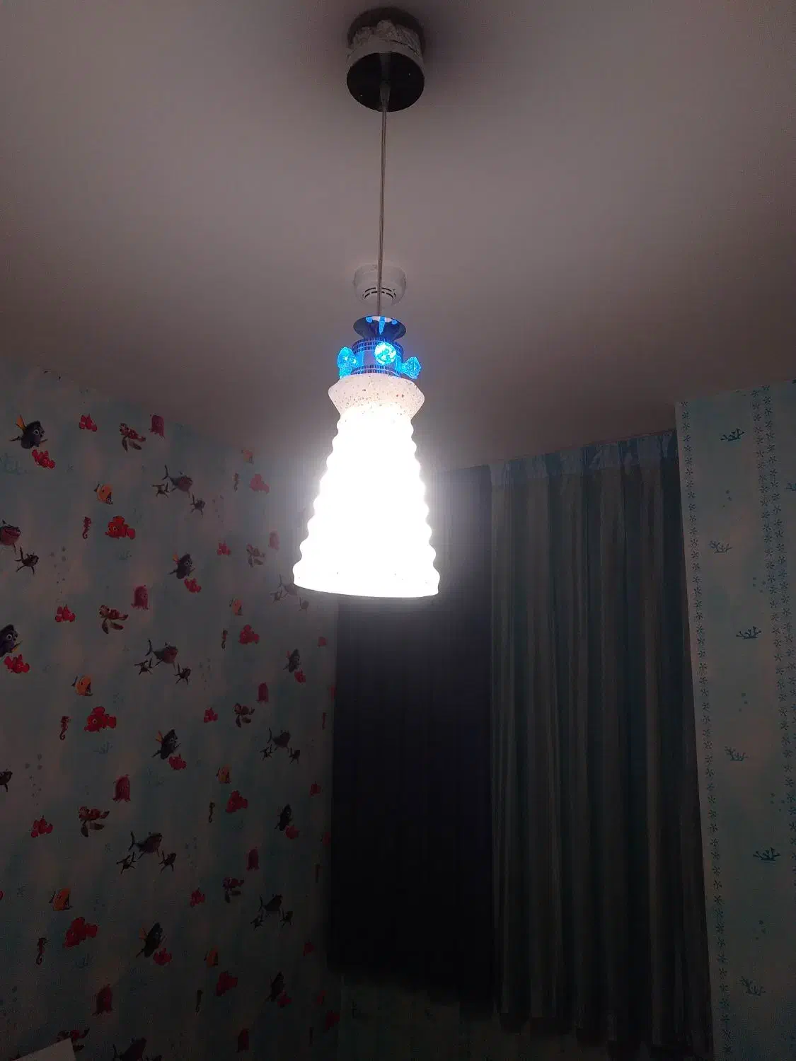 لوستر آویز تک شعله|لوستر و چراغ آویز|فولادشهر, مسکن مهر فولادشهر|دیوار