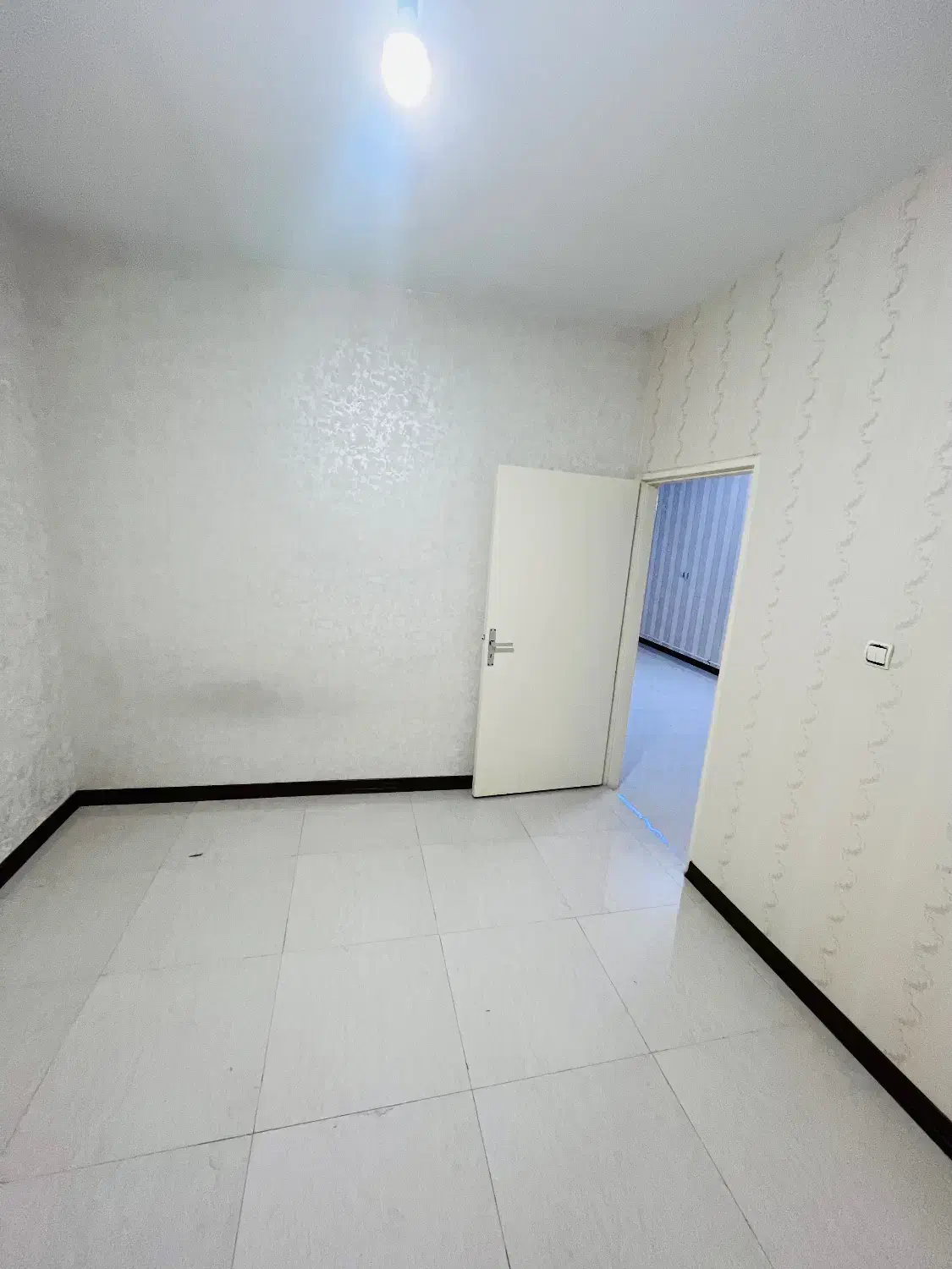 ۱۱۰متر دوخوابه تکواحدی تخلیه شرق پروین