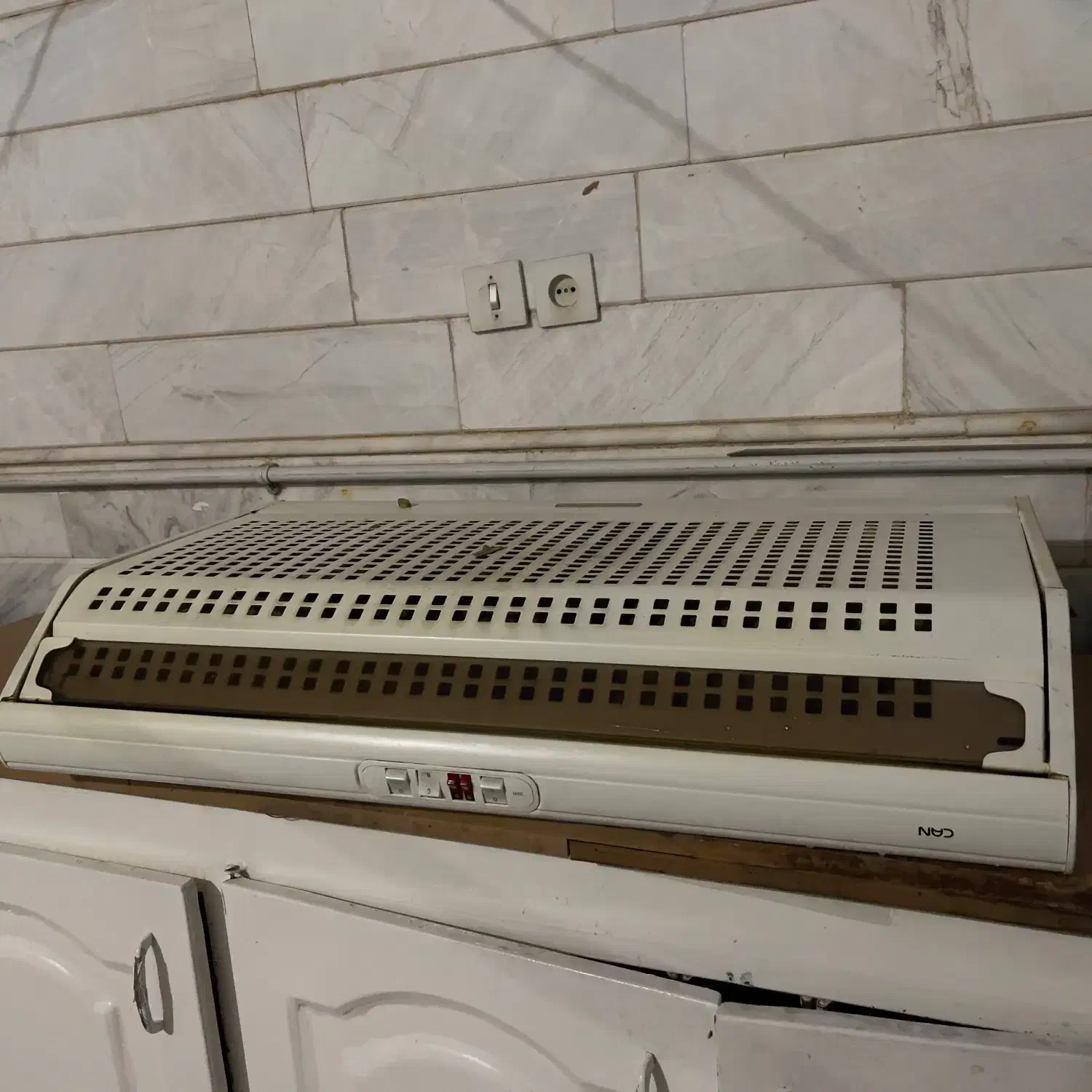 هود Can|هود|قم, چهار امامزاده|دیوار