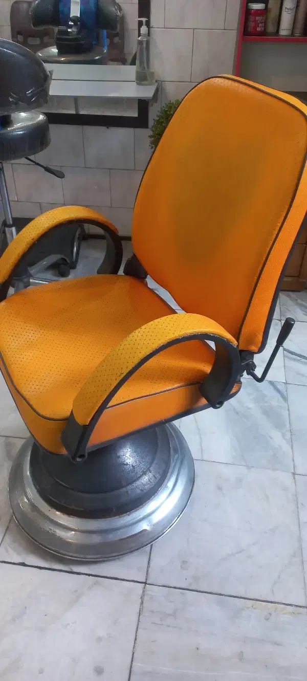 صندلی آرایشگاه|صندلی و نیمکت|بروجرد, |دیوار