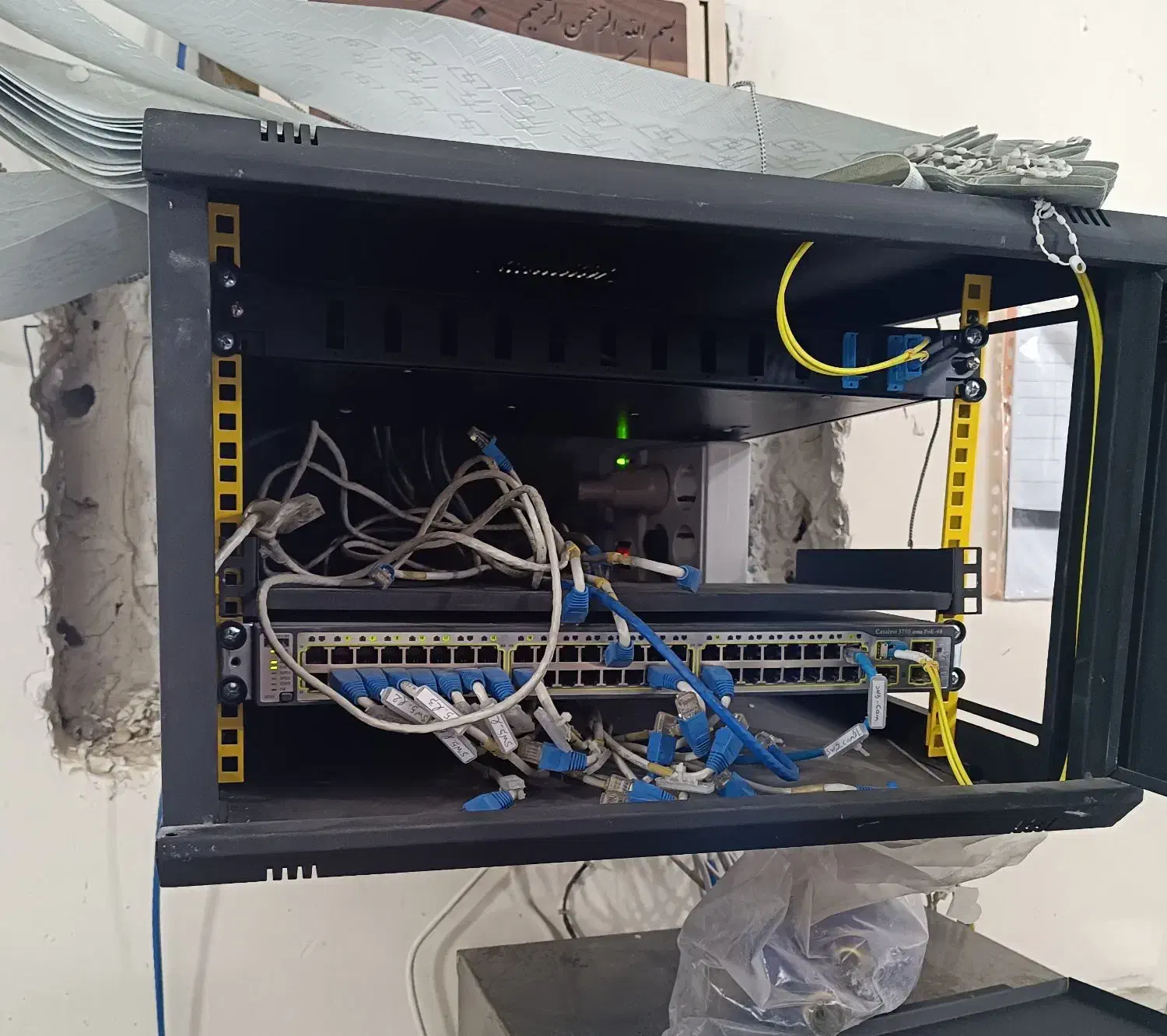 رک شبکه|خدمات رایانه‌ای و موبایل|مشهد, سعد آباد|دیوار