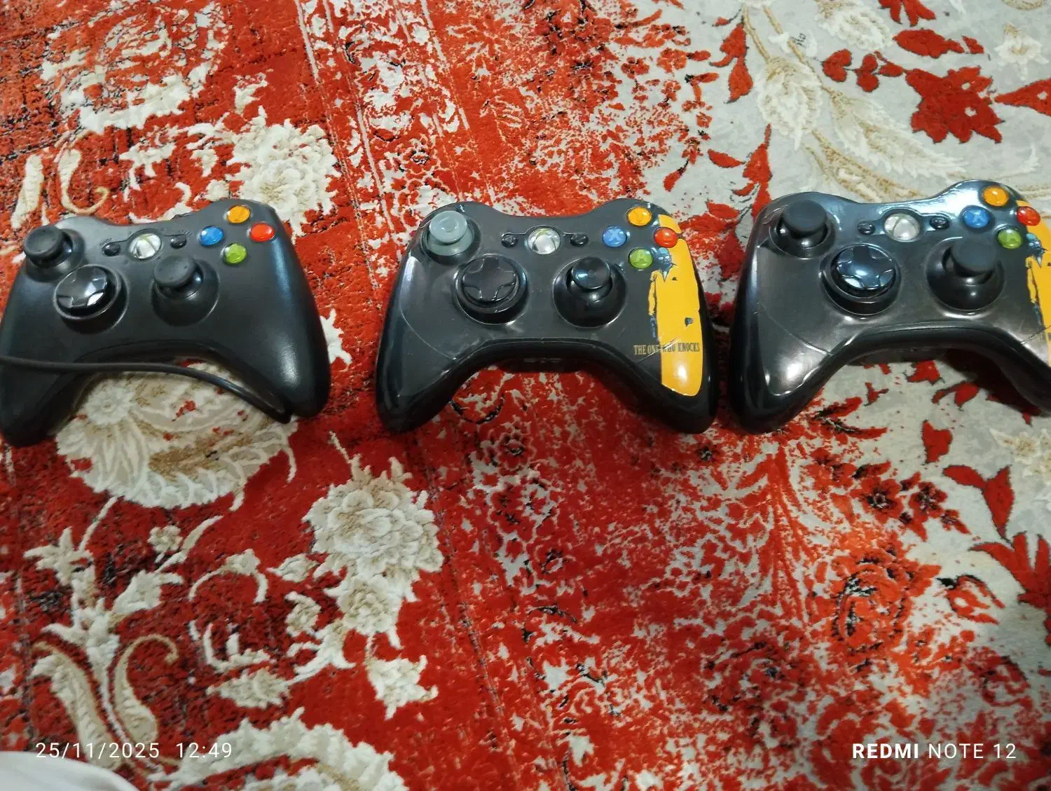 ایکس باکس 360 با ۳ تا دسته او شارژر باتری|کنسول، بازی ویدئویی و آنلاین|قزوین, |دیوار