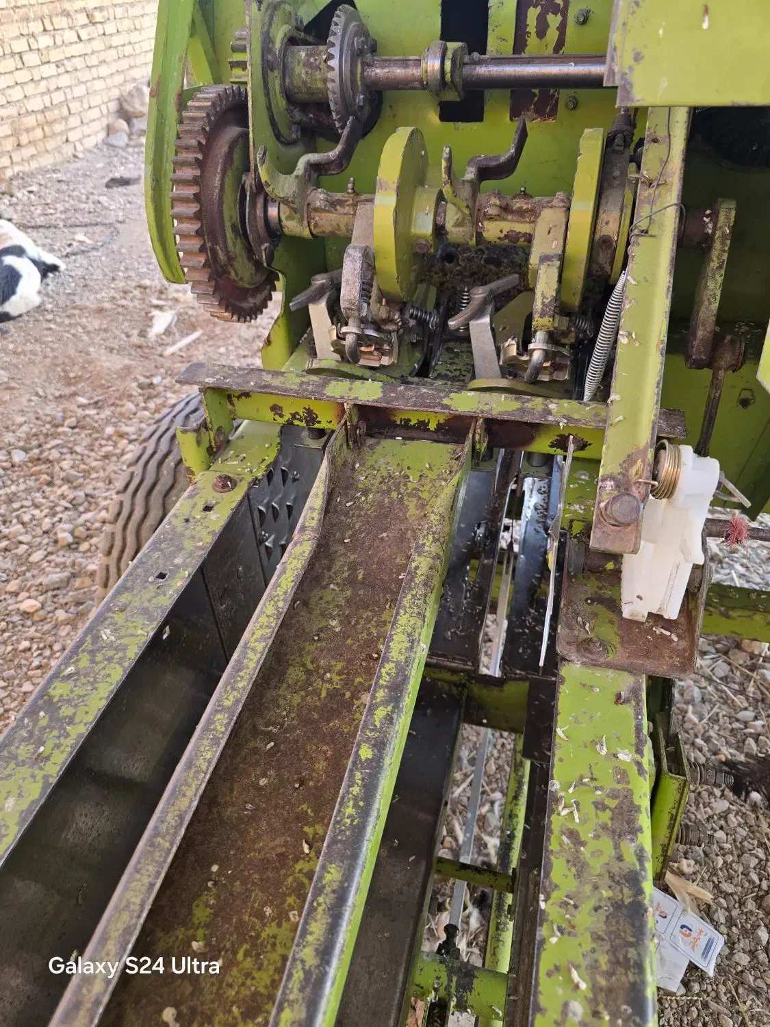 بیلر کلاس ۶۵|ماشینآلات صنعتی|مرودشت, تخت جمشید|دیوار