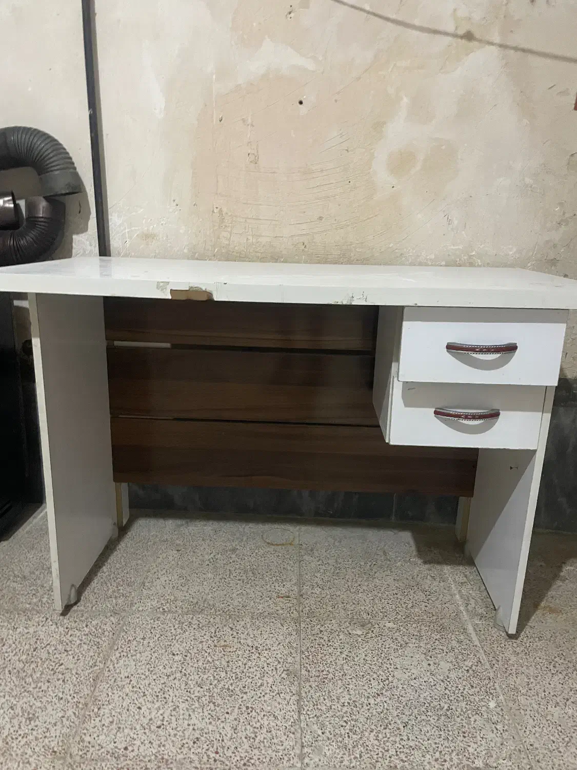 میز|میز تحریر و کامپیوتر|ارومیه, |دیوار