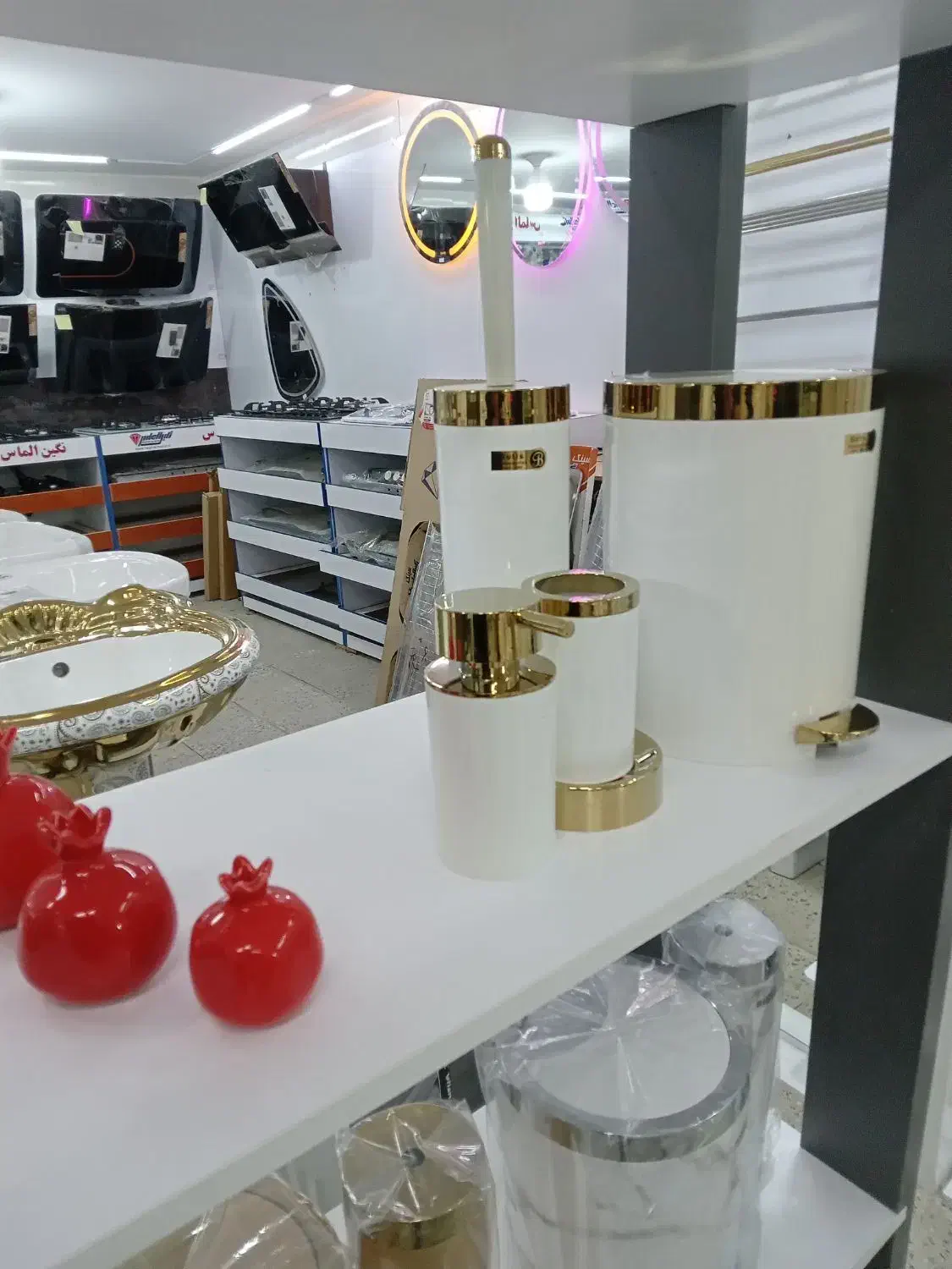 ست پنج پاره وچندپاره بهداشتی|لوازم سرویس بهداشتی|سنندج, |دیوار