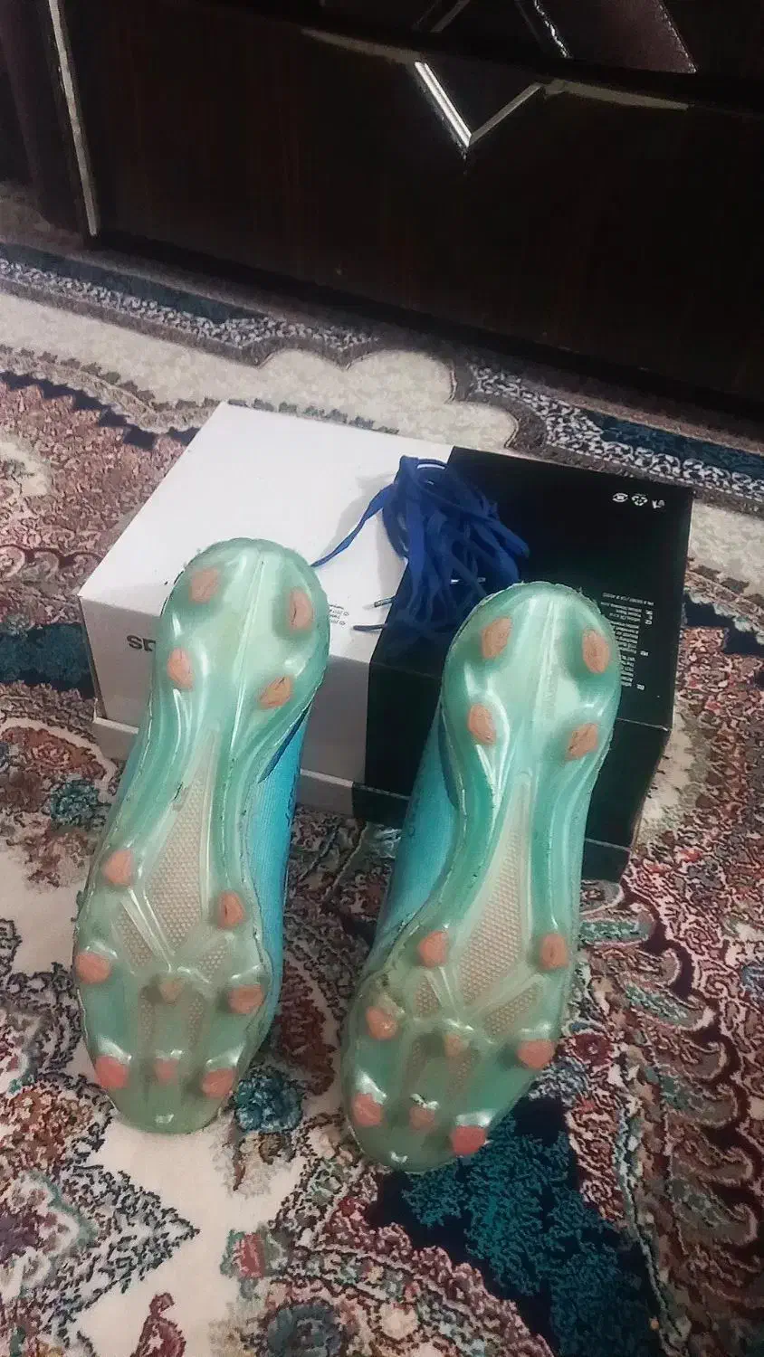 استوک آدیداس|کیف، کفش، کمربند|صفادشت, |دیوار