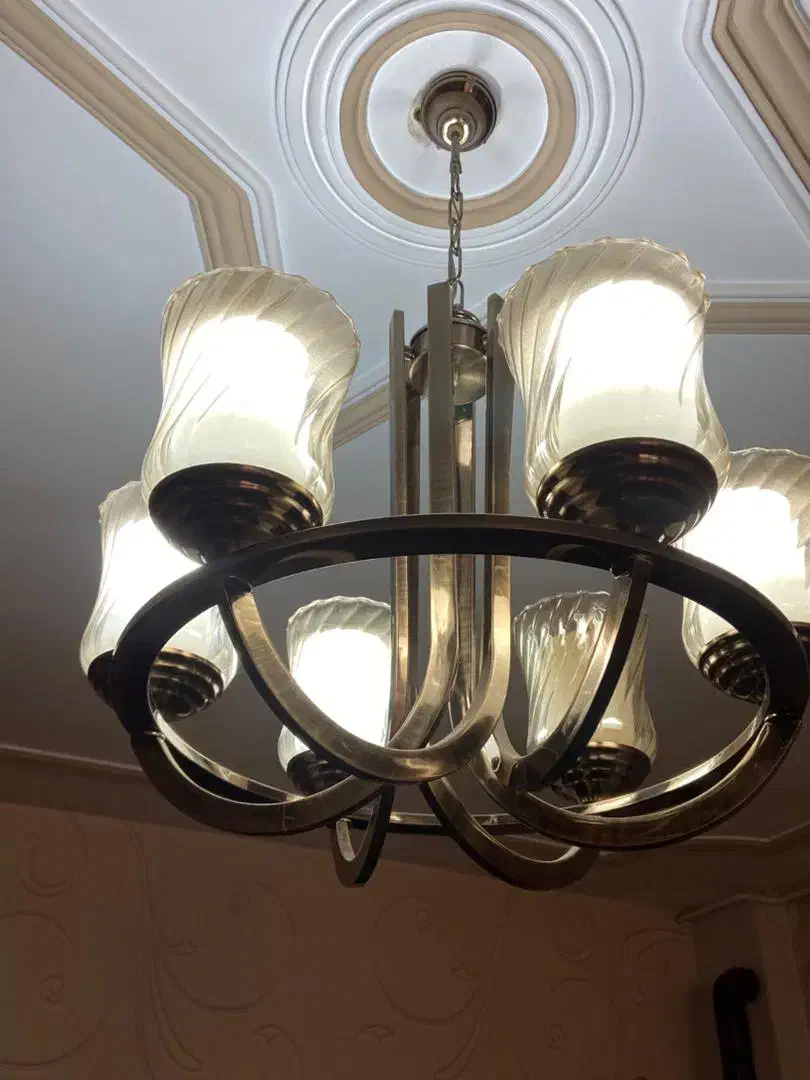 سه عدد لوستر دو عدد|لوستر و چراغ آویز|شیروان (خراسان), |دیوار