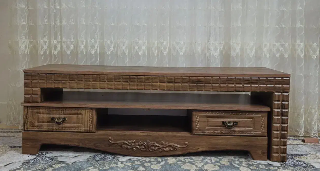 میز تلویزیون در حد نو|میز تلویزیون|شاهین‌شهر, گرگاب|دیوار