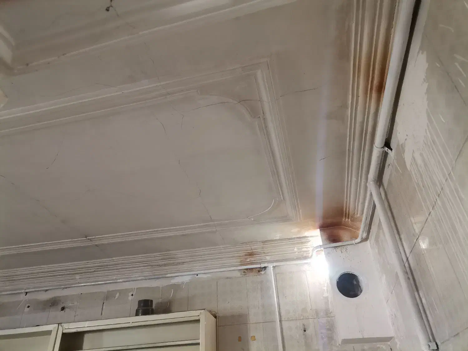 رنگ آمیز هستم رنگ آمیز ساختمان انواع رنگ امیزی|خدمات پیشه و مهارت|زابل, |دیوار