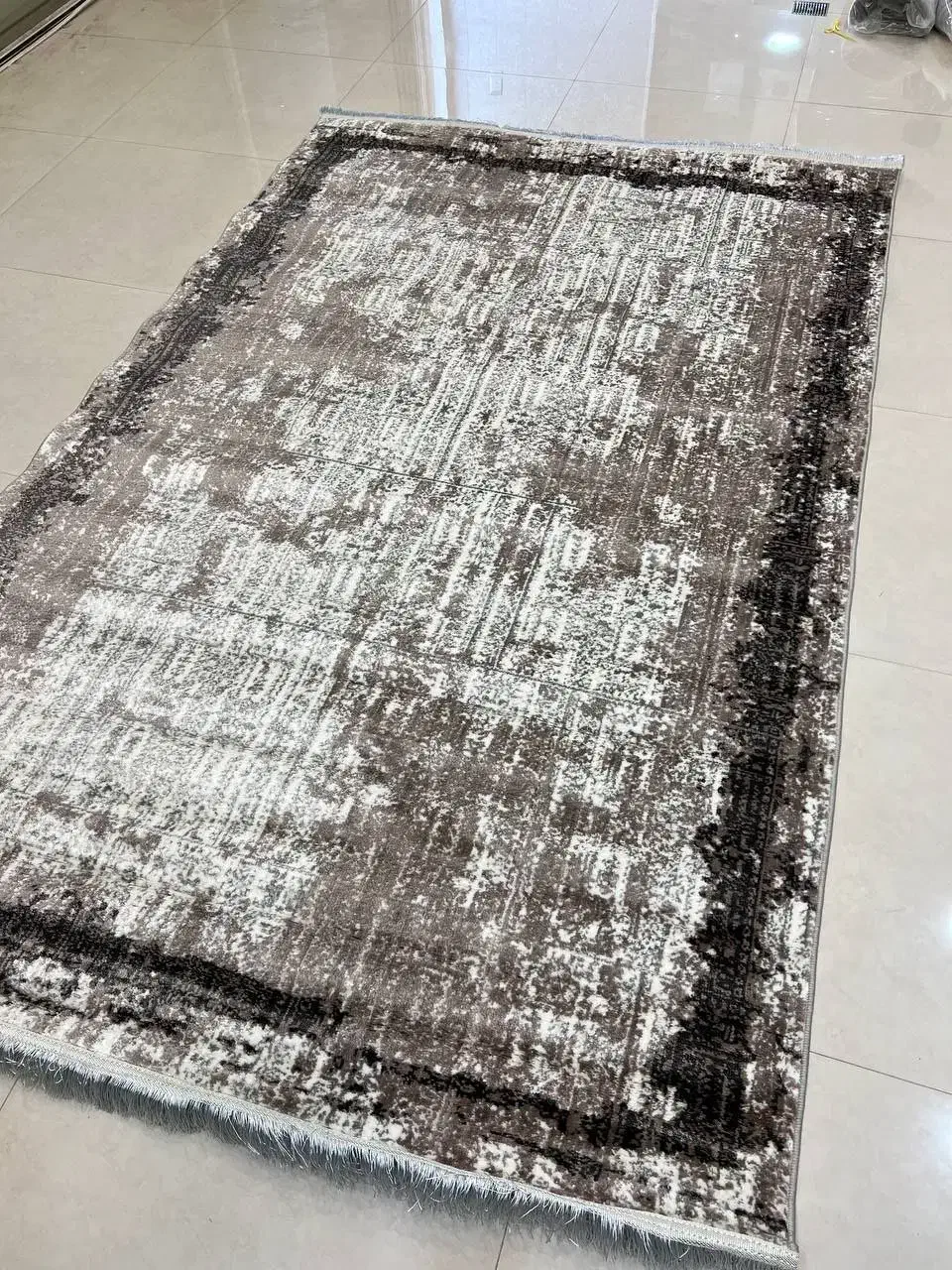 قالیچه|فرش|نیشابور, محله میدان باغات|دیوار