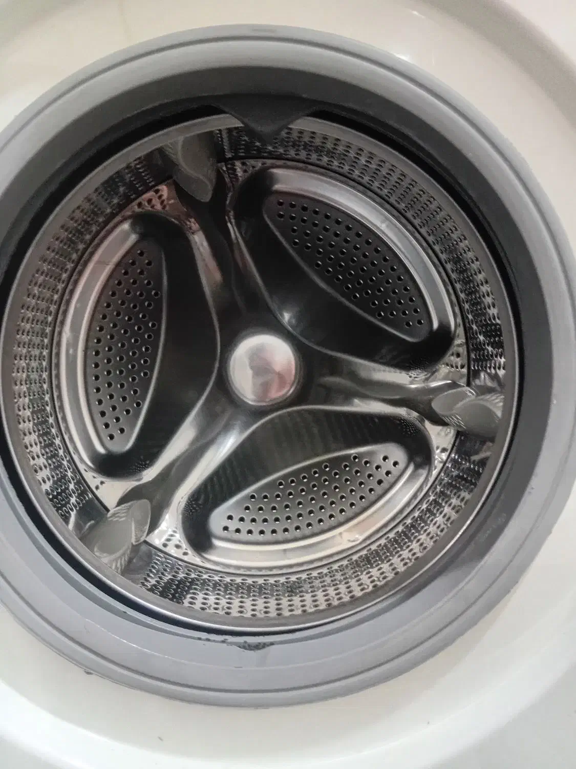 ماشین لباسشویی اسنوا۷کیلویی|ماشین لباسشویی و خشککن لباس|پاکدشت, حصار امیر|دیوار