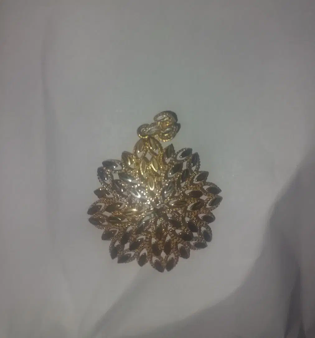 جواهرات|جواهرات|نیشابور, هفده شهریور|دیوار